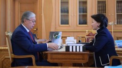 Токаев поручил заняться повышением уровня жизни деятелей культуры и спорта