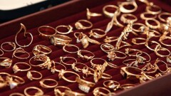 Полицейские раскрыли ограбление ювелирных бутиков ТД "Алем" в Караганде