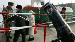 Россиянин несколько часов прятался в кустах от казахстанских пограничников