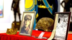 Останки казахстанского воина ВОВ, погибшего в Украине, передали родным для захоронения на родине 