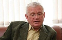 Свободно плавающий курс - это специальная догма МВФ для экономических туземцев