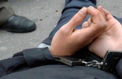 Задержанный в Алматы за сопротивление полицейским мужчина даёт показания