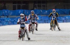Российские мотогонщики выиграли этап чемпионата мира по спидвею в Алматы
