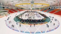 Сезон массовых катаний на льду открыли в Астане