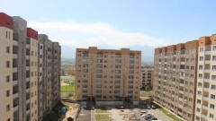 Жителям накренившегося дома в Алматы отказали в выдаче компенсационного жилья