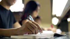 Иностранных студентов, обучающихся в вузах России, обязали проходить 14-дневный карантин и сдавать ПЦР-тест