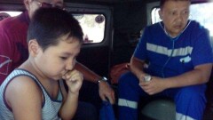 Запертого одного в квартире ребёнка спасли от огня пожарные в ВКО