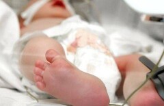 Мангистауские врачи выходили новорождённого весом в 650 граммов
