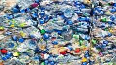 В Атырау из бытовых отходов производят строительные материалы