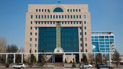 Более половины избирателей проголосовали на выборах президента Казахстана к 14 часам