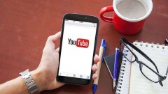 Новые функции YouTube: ночной режим и поддержка вертикального видео