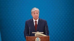 Токаев вручил премии, гранты и объявил благодарность представителям СМИ