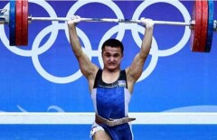 Казахстанец Ниджат Рагимов стал чемпионом мира по тяжёлой атлетике