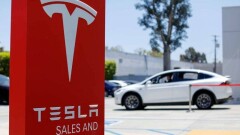 Рекордные убытки в 717,5 миллиона долларов за три месяца потерпела Tesla 