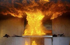 Алматинец заживо сгорел во время пожара в собственной квартире