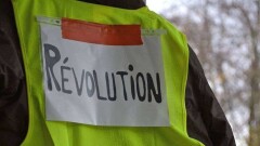 "Жёлтые жилеты" снова устроили акции протеста во Франции