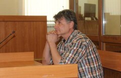 В Актау вынесли приговор мужчине, сбросившему телевизор на ребенка