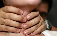 В Караганде на пятиклассницу напал неизвестный мужчина 