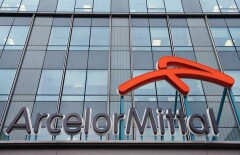 "АрселорМитталТемиртау" не готов делиться валютной выручкой с рабочими