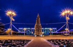 Женщину оштрафовали за езду на авто по центральной площади Усть-Каменогорска