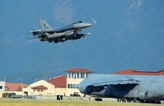 США направляют в Турцию истребители для борьбы с "Исламским государством"