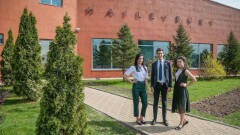 "Я хочу пройти интернатуру в Space X": выпускники Haileybury Almaty о поступлении в зарубежные вузы
