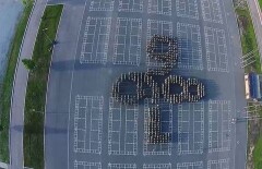 Военнослужащие на плаце воссоздали логотип Дня столицы