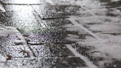 Туман и гололёд ожидают казахстанцев в выходные