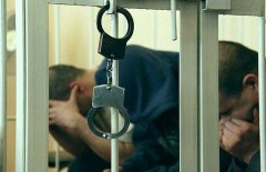 В Актобе судят 12 человек, подозреваемых в терроризме