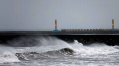 Из-за мощного тайфуна почти 300 рейсов отменили в аэропортах Южной Кореи 
