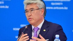 Мухамедиулы подал в суд на обвинившую его в сексуальных домогательствах актрису