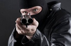Убить родителей на глазах у детей угрожали налётчики в Мангистауской области