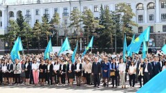600 человек исполнили гимн Казахстана на площади в Нур-Султане