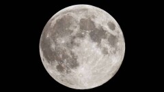 NASA обнаружило воду на солнечной стороне Луны. В России заявили, что нашли там воду в 2009 году