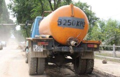 В пострадавшем от селя районе Алматы вместо чистой воды по трубам идёт глина