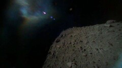 Первые снимки с астероида опубликовало японское агентство аэрокосмических исследований