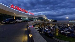 У самолёта суданской авиакомпании задымилось шасси при посадке в Алматы
