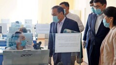  Ералы Тугжанов посетил больницу и станцию скорой помощи в Нур-Султане
