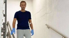 Названы имена сотрудников ФСБ, следивших за Навальным в день отравления. Некоторые из них были врачами