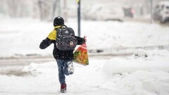 В ВКО отменили уроки у школьников