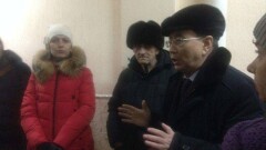 Глава жилищной инспекции Астаны встретился с жильцами ЖК, в котором сорвался лифт