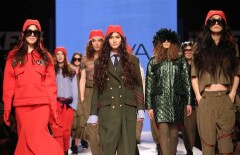 Небо. Самолёт. Певица. 3-й день Kazakhstan Fashion Week. 