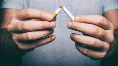 ВОЗ: Впервые число курильщиков в мире стало сокращаться