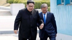 Президент Южной Кореи впервые прибыл в КНДР на межкорейский саммит
