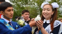 Учебный год для 11-классников продлили по всему Казахстану