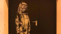 Рисунок стрит‐художника Бэнкси в память о жертвах терактов похитили в Париже