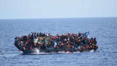 Береговая охрана Ливии спасла 90 мигрантов, тонущих в Средиземном море