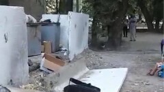 Мальчик, на которого в Таразе упала бетонная плита, загипсован в позе лягушки