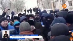 После забастовки рабочим подрядной организации "Казахмыса" пообещали повысить зарплату