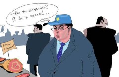 Аким в кепке и в очках